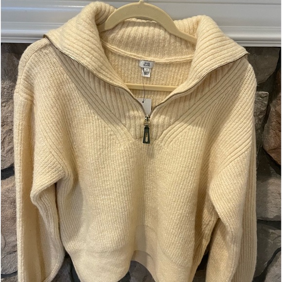River Island Half Zip Sweater • Light Yellow • Size Small - Picture 2 of 3
